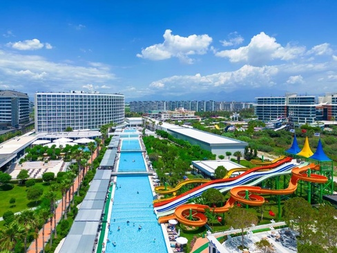 Crystal Centro Resort