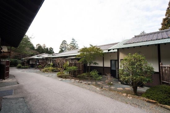 Kaze No Tani No Iori