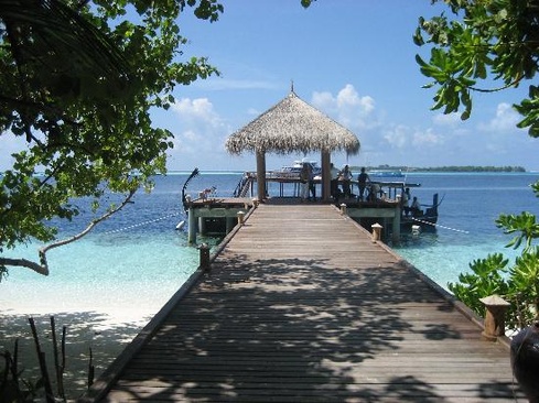 Vilamendhoo Island Resort