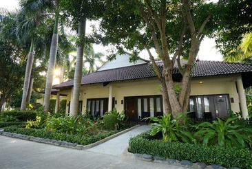 Diamond Bay Resort & Spa