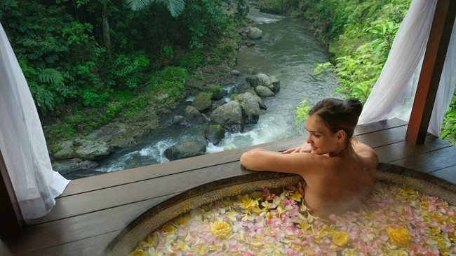 Maya Ubud Resort & Spa