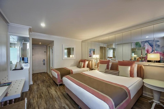 Delphin Diva Hotel