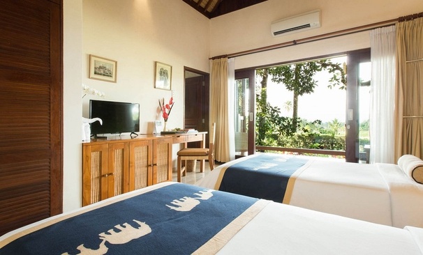 Mason Elephant Park & Lodge