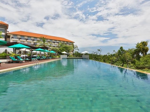 New Kuta Hotel By Lorin