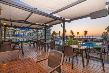 Armas Labada Hotel
