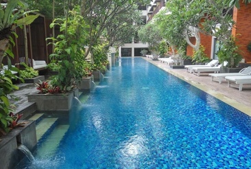 Jambuluwuk Oceano Seminyak Bali