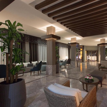 Paloma Marina Suites