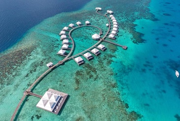 Diamonds Thudufushi Beach & Water Villas