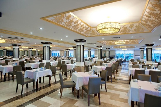 Crystal Tat Beach Golf Resort & Spa