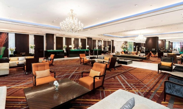 Holiday Inn Bangkok Silom