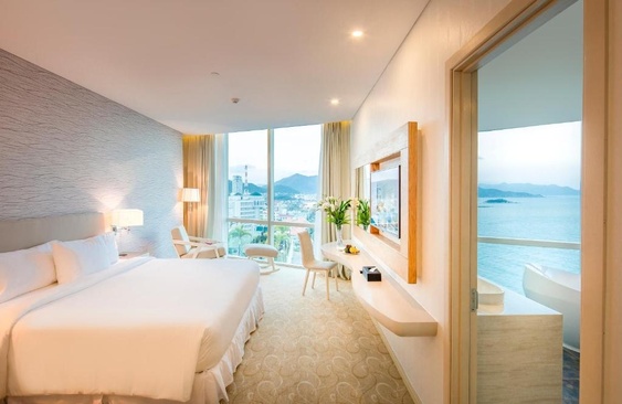 Diamond Bay Hotel Nha Trang