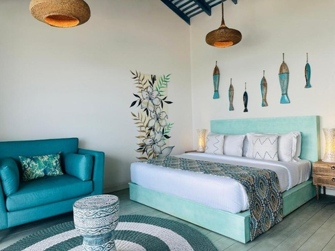 Thaproban Pavilion Waves