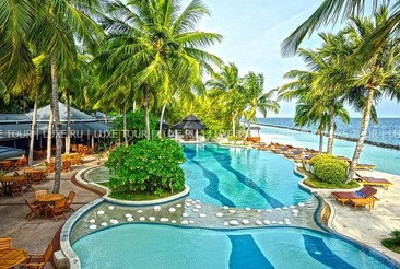 Royal Island Resort & Spa