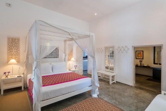 Taru Villas - 906