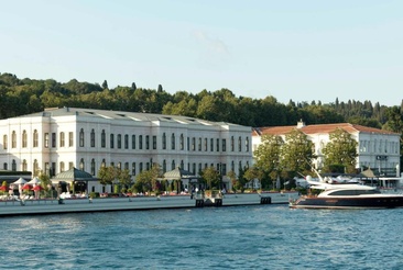 Four Seasons Hotel Istanbul At The Bosphorus