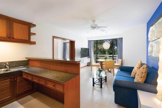 Homm Suites Laguna