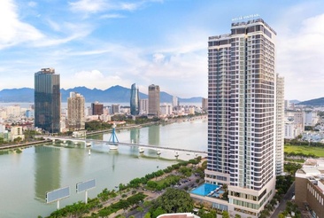 Melia Vinpearl Danang Riverfront
