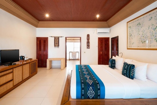 Villa Almarik Resort