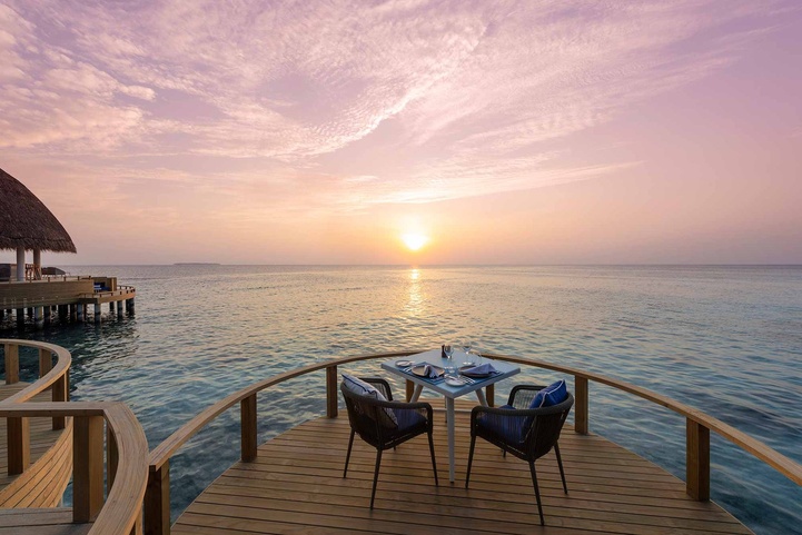 Emerald Faarufushi Resort & Spa