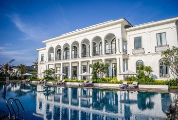 Melia Vinpearl Cam Ranh