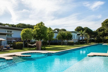 Azure Villas By Cornelia