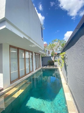 Grand Kesambi Resort & Villa