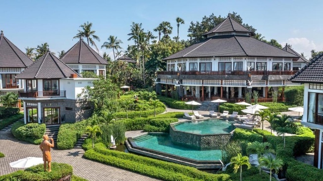 Swan Paradise A Pramana Experience