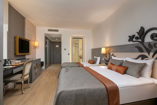 Kirman Belazur Resort & Spa