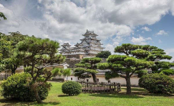 Pin em Lugares y arquitectura Castelo japonês, Castelo de himeji, Japão
